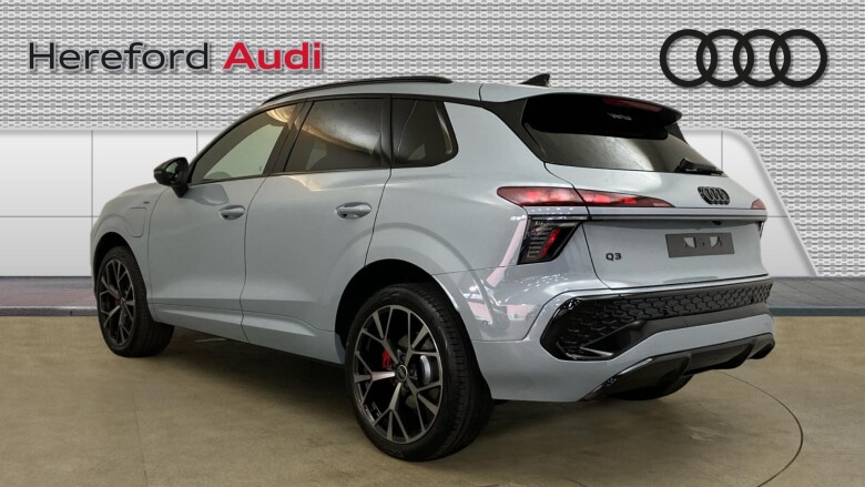 Audi Q3 1.5 e-Hybrid Launch Edition 5dr S Tronic Estate